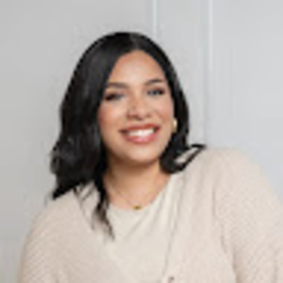 Meet your Posher, Ninoshka - Picture 1 of 1